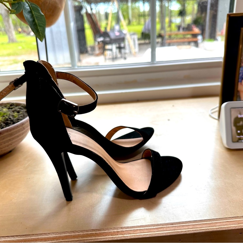Black High Heels